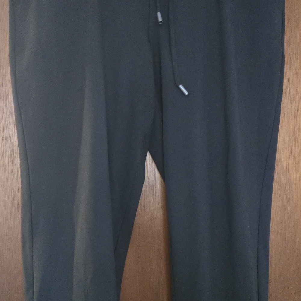 Zac & Rachel Women's Olive Joggers